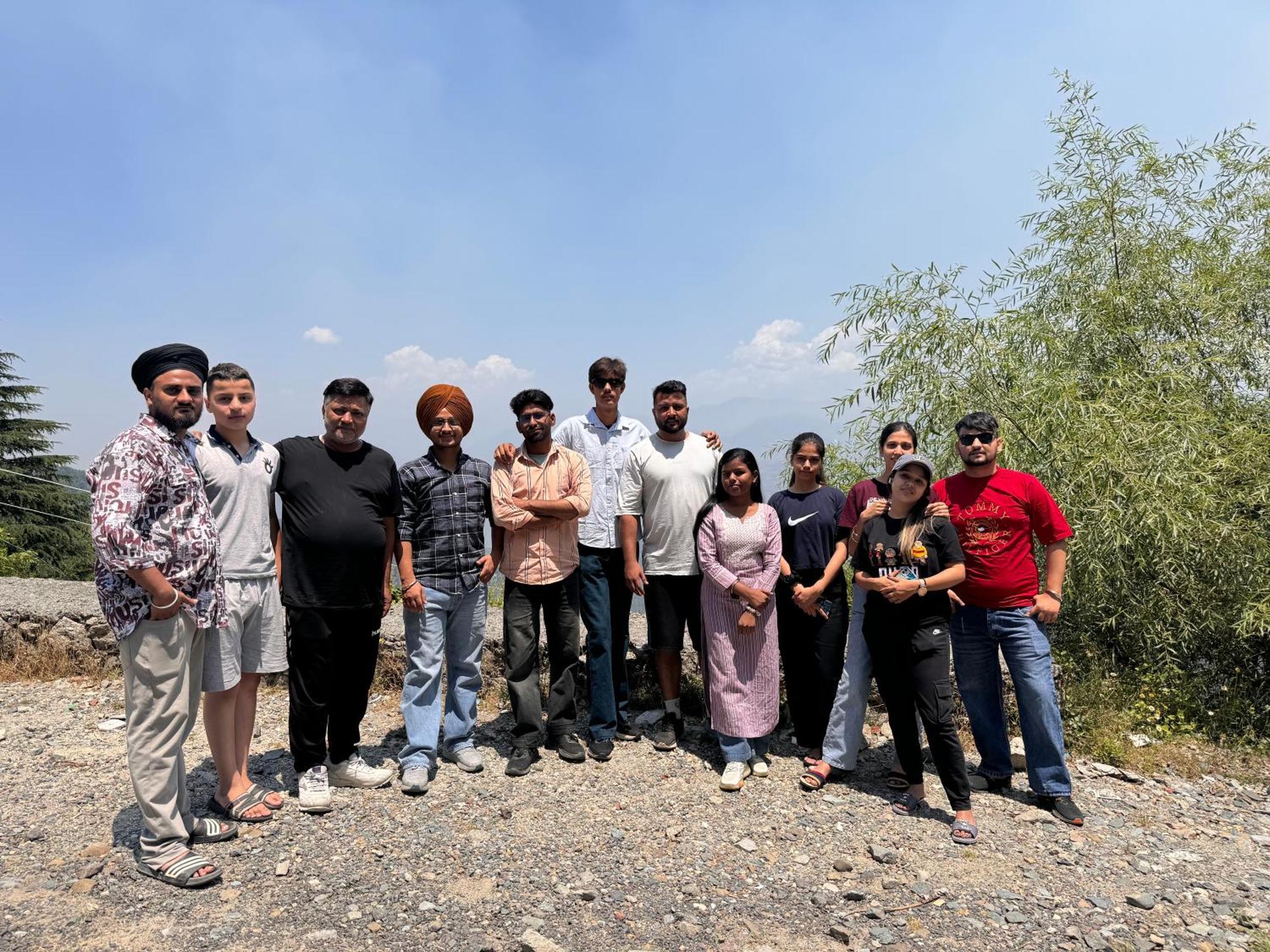 Aditya Homestay ダルハウジ エクステリア 写真