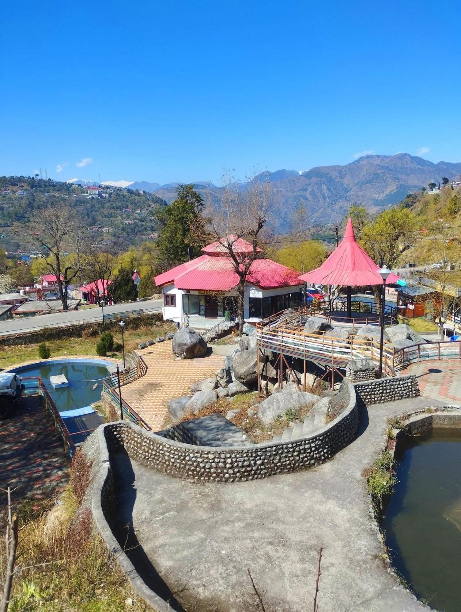Aditya Homestay ダルハウジ エクステリア 写真