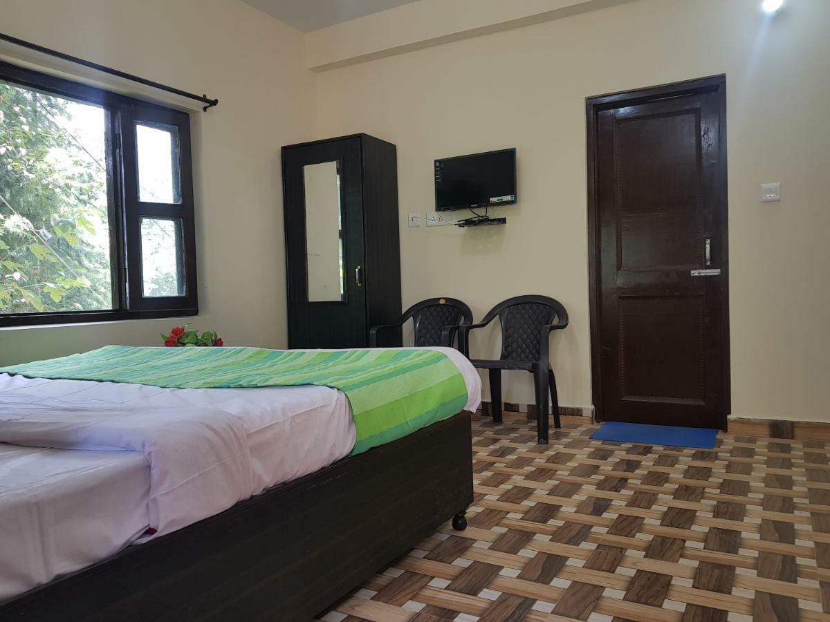 Aditya Homestay ダルハウジ エクステリア 写真
