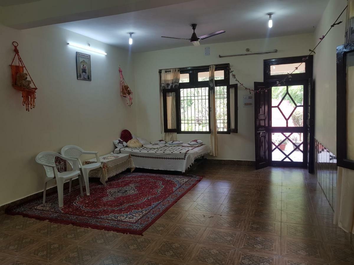 Aditya Homestay ダルハウジ エクステリア 写真